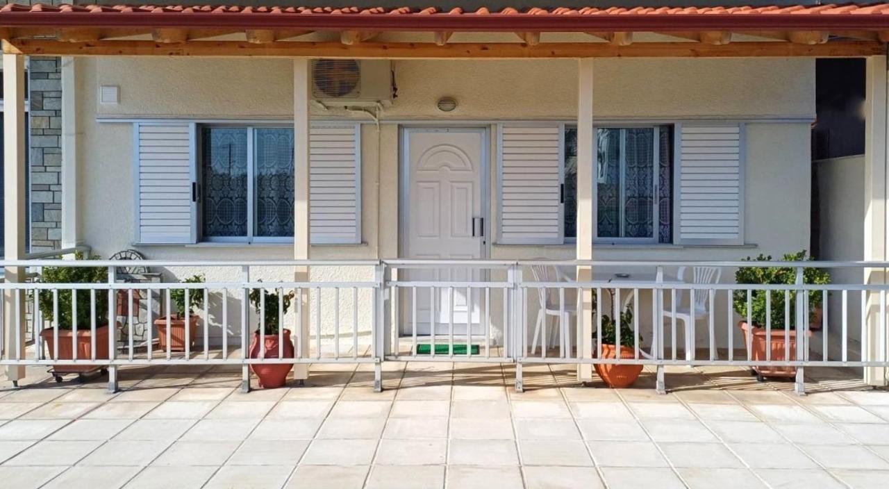 Apartmán Poly'S House Vrasná Exteriér fotografie