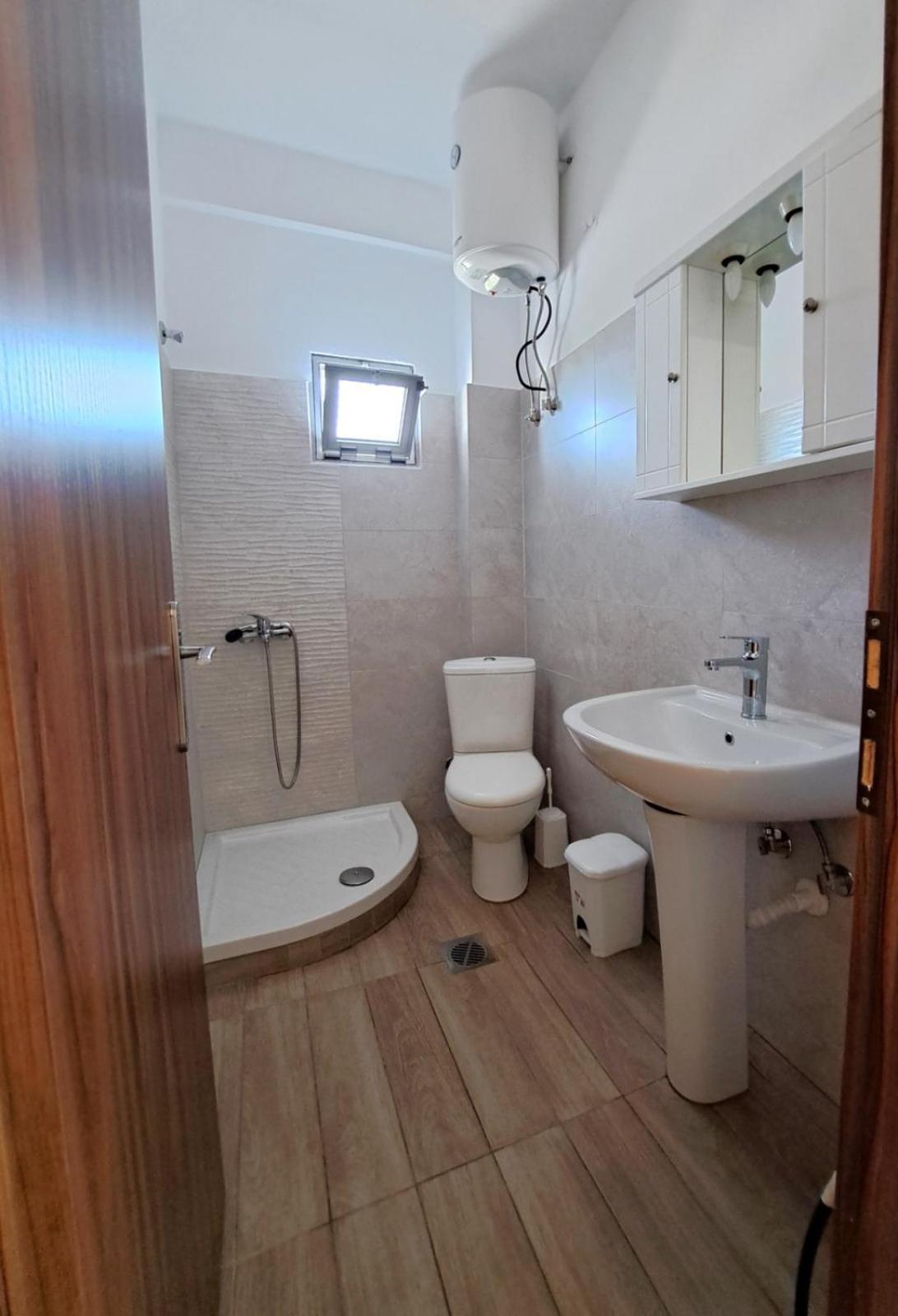 Apartmán Poly'S House Vrasná Exteriér fotografie